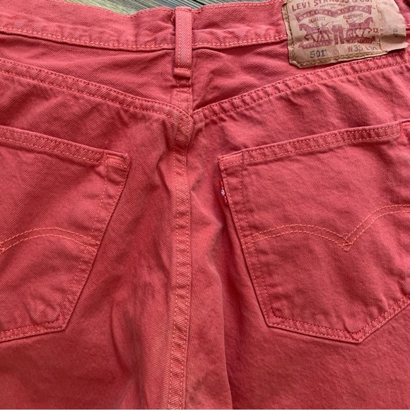 Levi’s 501 Salmon Red Straight Leg 33x30 Button Fly Jeans Classic - Picture 12 of 12